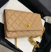 香奈儿包包回收几折该去哪里查询？