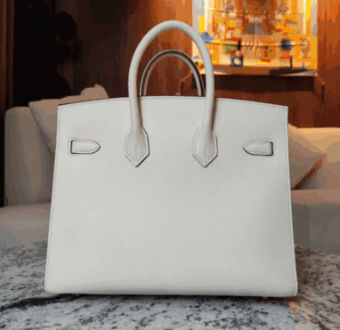 回收爱马仕包包哪家靠谱？(图3)