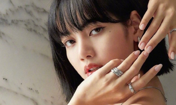 时尚新闻 / 2020-08-24早报 | 奢侈品牌将迎来新一轮涨价潮；安踏市值