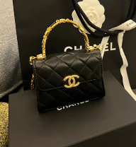 香奈儿CF包包回收值多少钱(图3)