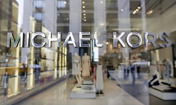 时尚新闻 / 2020-05-20早报 | Michael Kors母公司推迟发