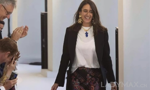 早报 | Chloé创意总监离职；中国将占全球奢侈品市场的60%