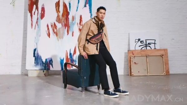 Coach母公司今年已关闭50家店，未来将押注电商和中国市场