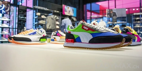 早报 | 歌力思前三季度收入大跌逾28%；优衣库发声明合作系列与JIL SANDER无关