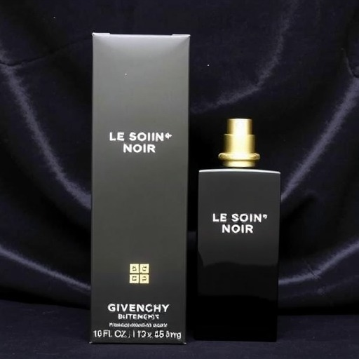 新品速递 / 2014-08-21Black Gold: Givenchy Le Soin Noir(图1)