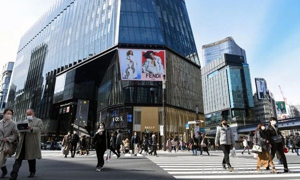 早报 | Swatch x Omega国内发售活动取消，二手价已被炒至4万