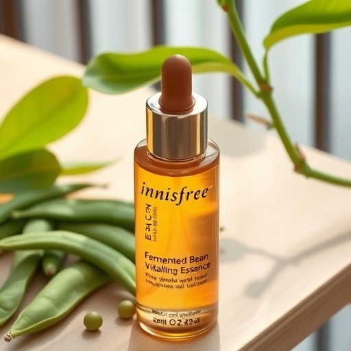 新品速递 / 2014-08-14悦诗风吟 (Innisfree) 发酵豆焕活精华露全新上市(图1)