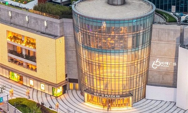 早报 | 上海恒隆广场今年纳税额或突破百亿；Prada将布局二手奢侈品市场